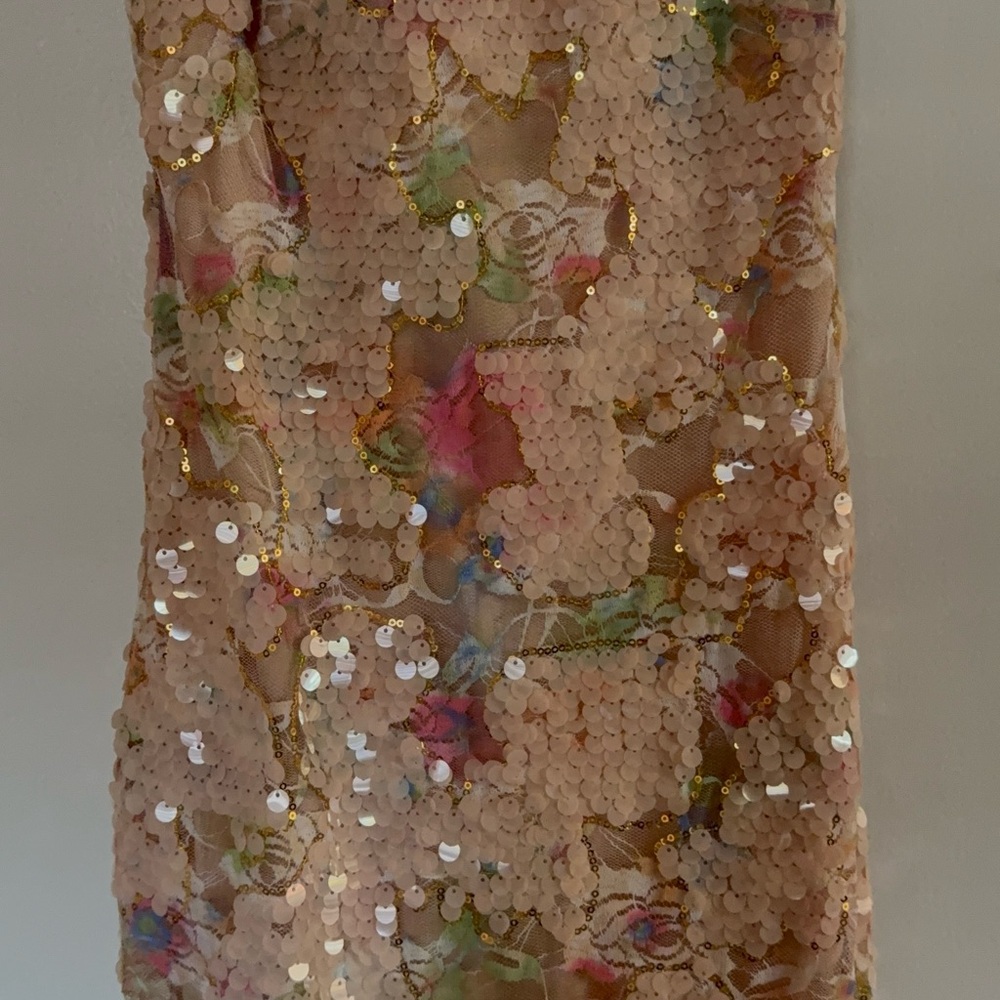 Bella Barnett Floral Lace V-Neck Dress - Picture 2 of 9